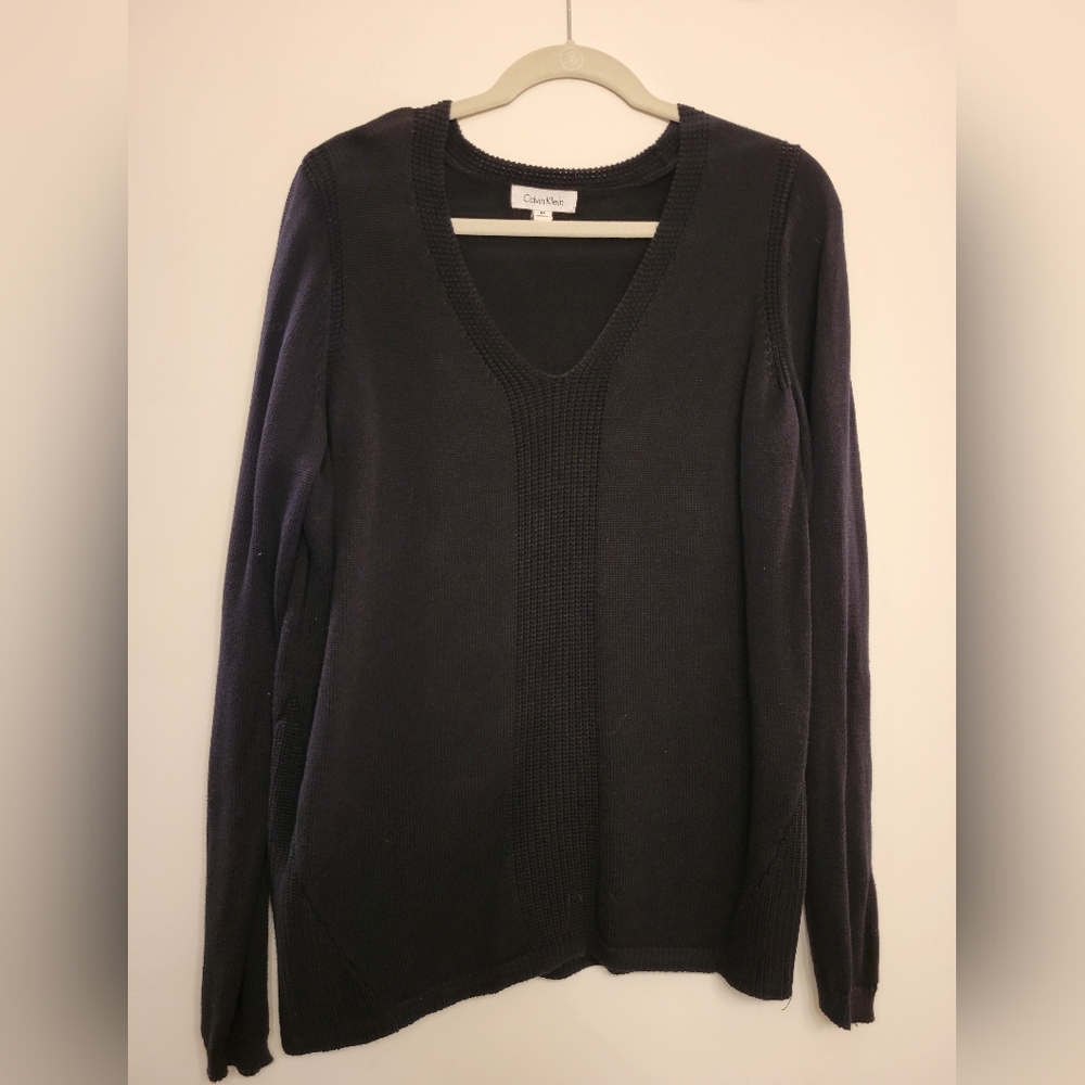 Calvin Klein Women's Black V-Neck Sweater